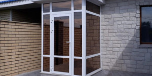 Двери ПВХ под заказ — Входные группы ПВХ — фото